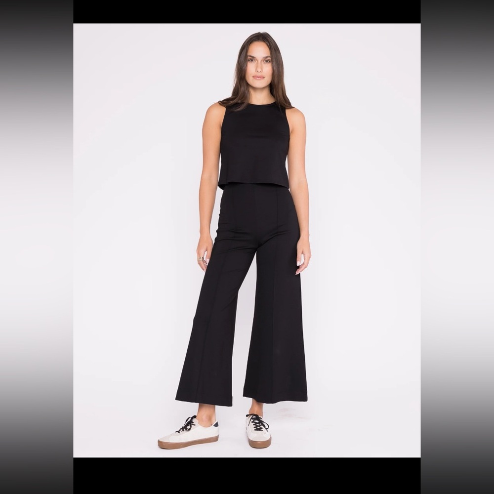Ripley Rader NWOT Black Point Knit Wide Legged Cropped Pants
